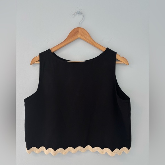 NWT Pretty Garden Top Black Sleeveless with Cream Trim Boho Chic L - Picture 2 of 8